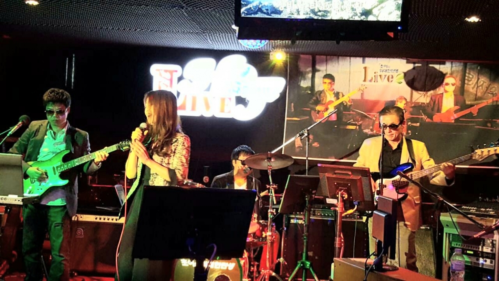 하우스밴드 이미지